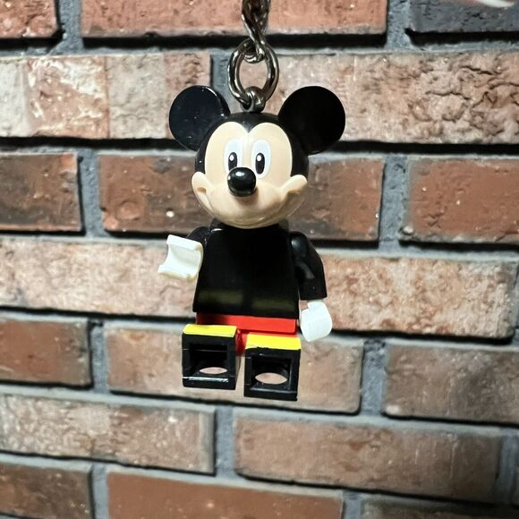 LEGO Mickey Mouse Disney Keychain - Picture 4 of 7